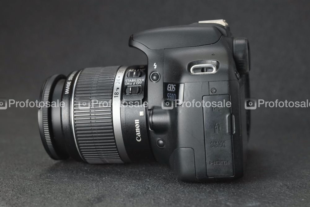 Фотоапарат Canon EOS 550D kit 18-55mm IS