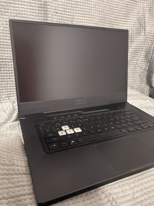 Laptop Gamingowy ASUS TUF Dash F15 i7-11370H/16GB/512/ RTX3060  144Hz