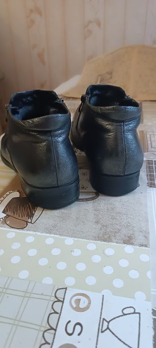 Полуботинки продам