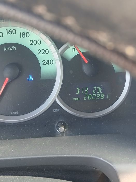 Toyota  Corola  verso 2.2  7Lugares