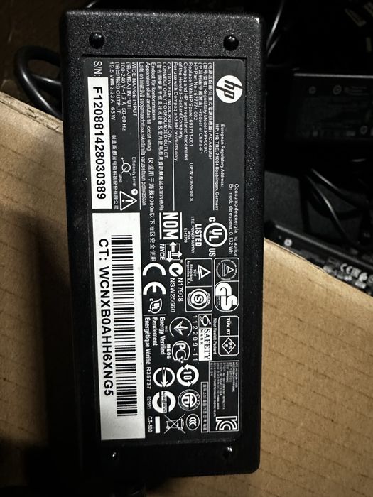 Блок живлення  hp 19,5v