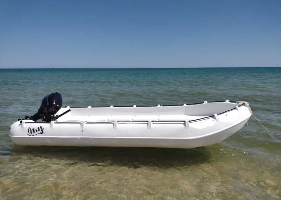 Barco a motor Whaly 435 c/ motor Tohatsu 20 CV 4 Tempos