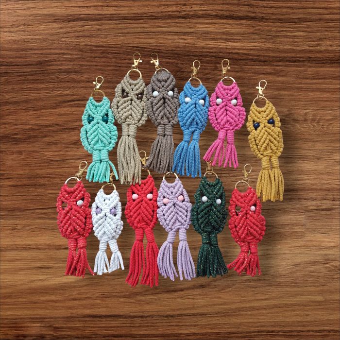 Breloki sówki makrama