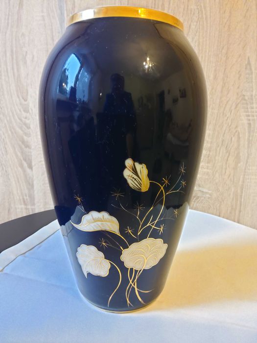 Wazon porcelit z Chodzieży PRL