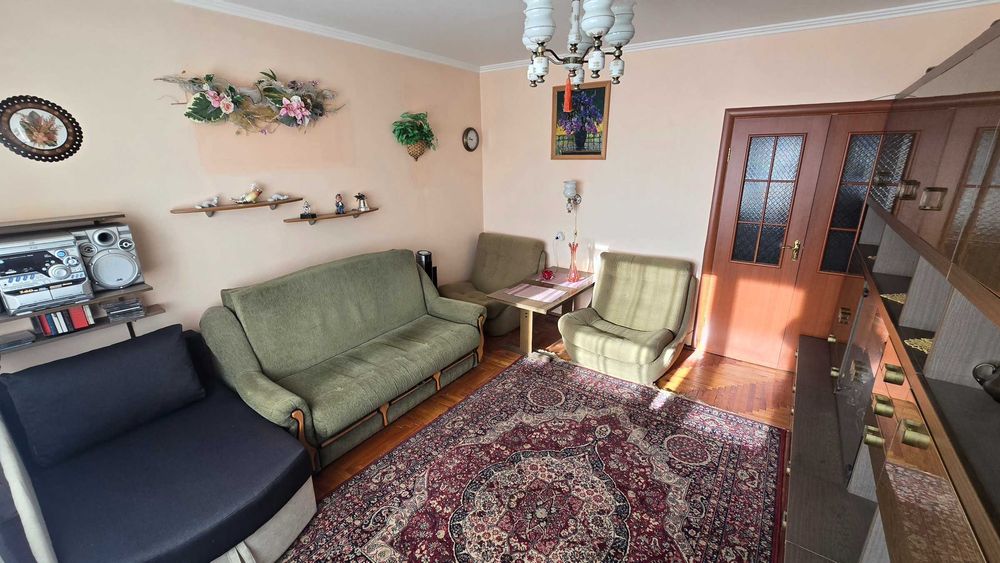 Продаж 3-кімнатної квартири на вул. 128 бригади