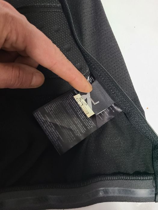 Захист спини Dainese