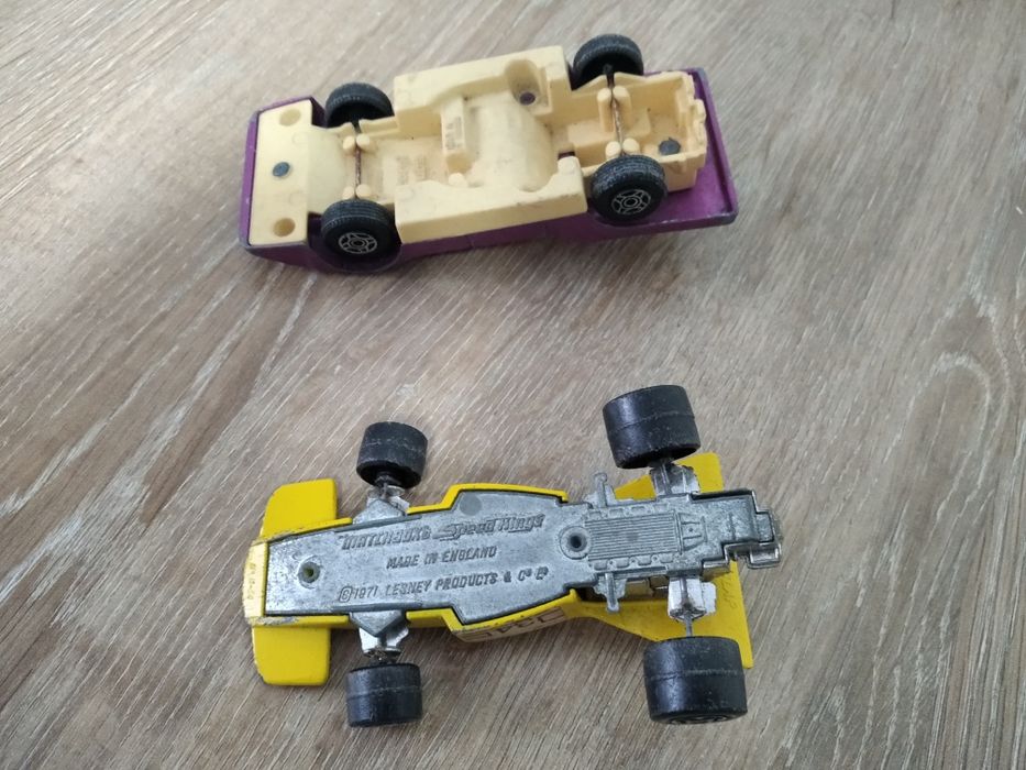 продам модели автомобилей  Matchbox, Realtoy