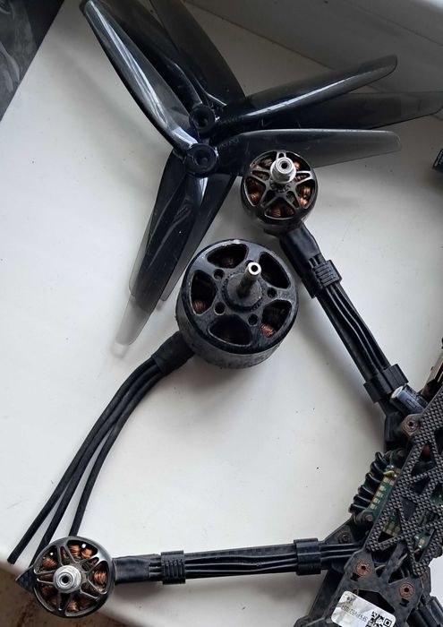 14-660KV FPV, Безколекторні двигуни,