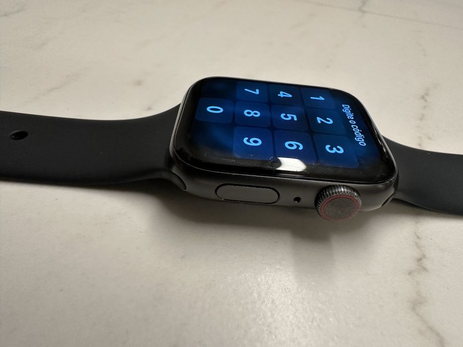 Apple Watch series 6 44mm(GPS + Cellular)