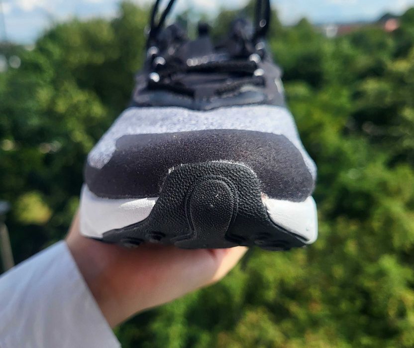 Czarne szare buty sportowe Nike Air Max 270 React GS