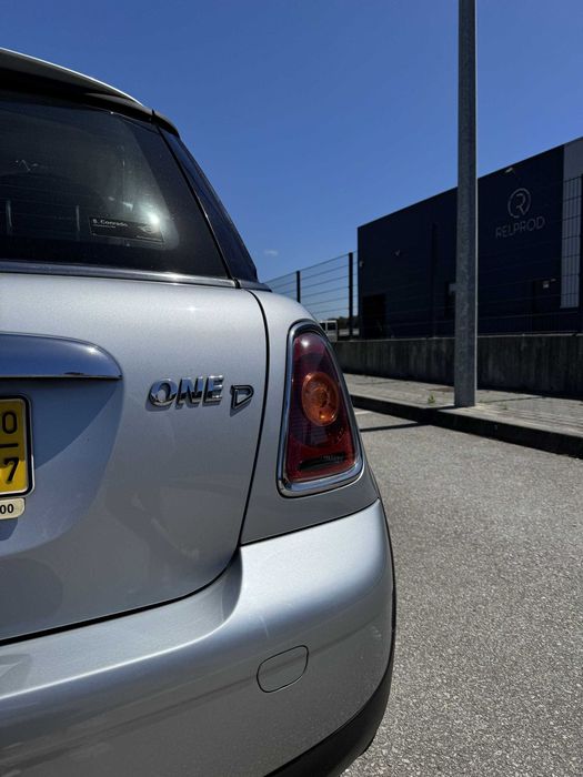 MINI Cooper One D 1.6 Diesel – Nacional – Único Proprietário