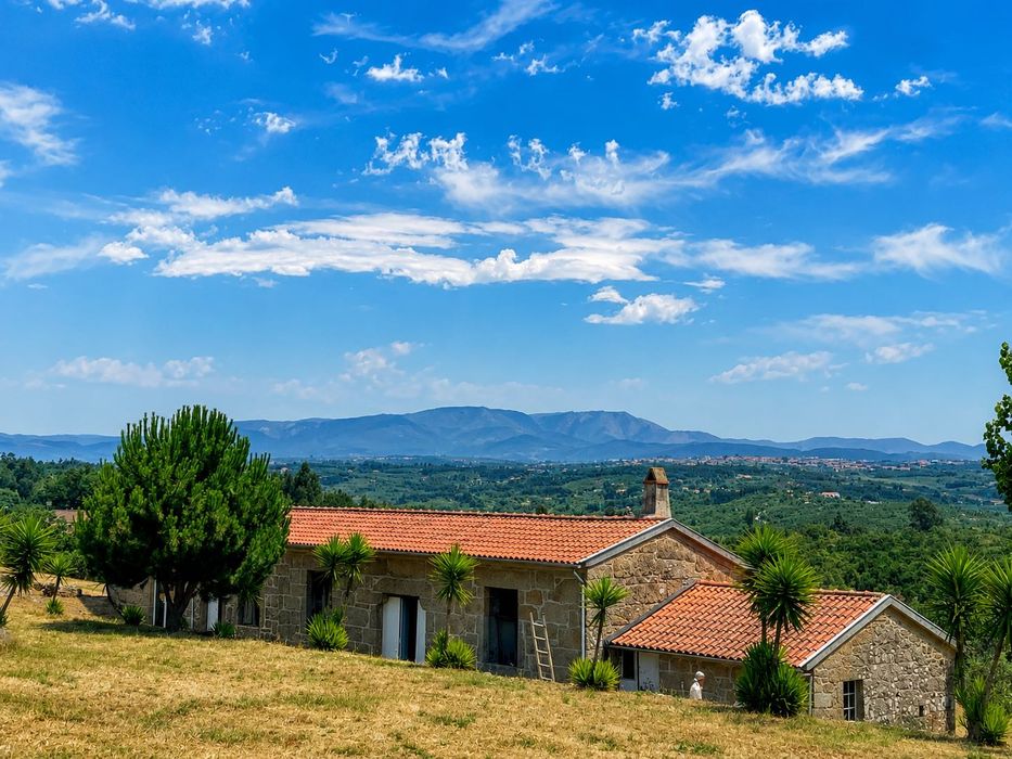 Exceptional Countryhouse Property with Panoramic Mountain Views