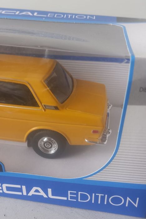 1971 Datsun 510 1:24