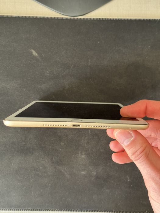 Ipad mini 4 gold 128gb + чохол