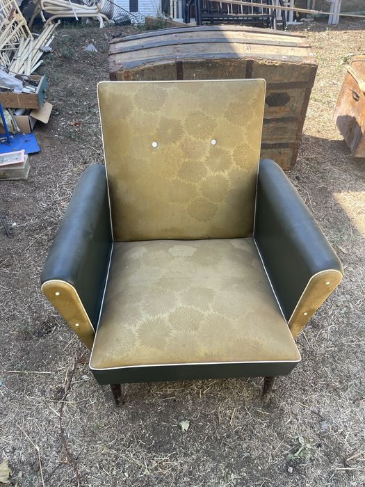 Vende-se par de cadeirões vintage