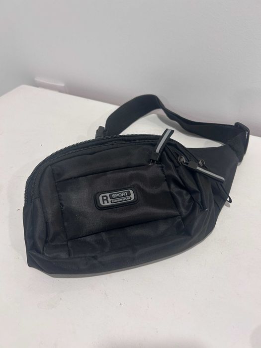 Bolsa de Cintura Desportiva Preta - Nova