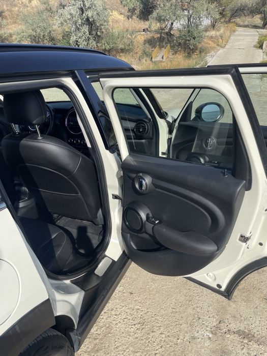 Mini Cooper 2015 рік