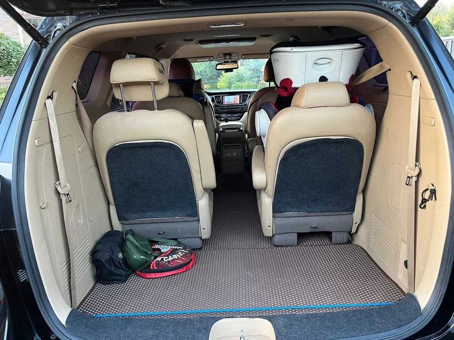 2017 Kia Carnival 2.2 дизель максимальна компл