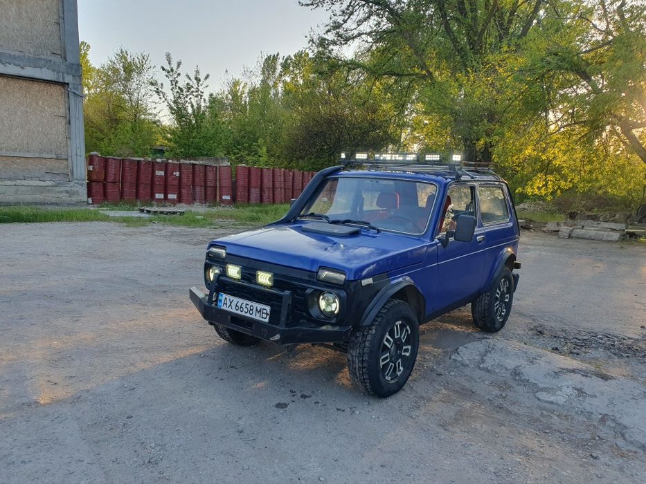Нива 4×4 1,7  2007год