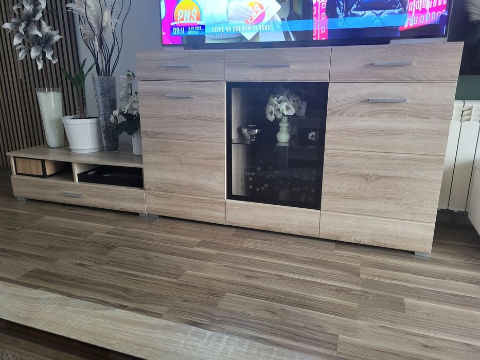 Komplet komoda,solid rtv,stół kawy,wiszącą pólka