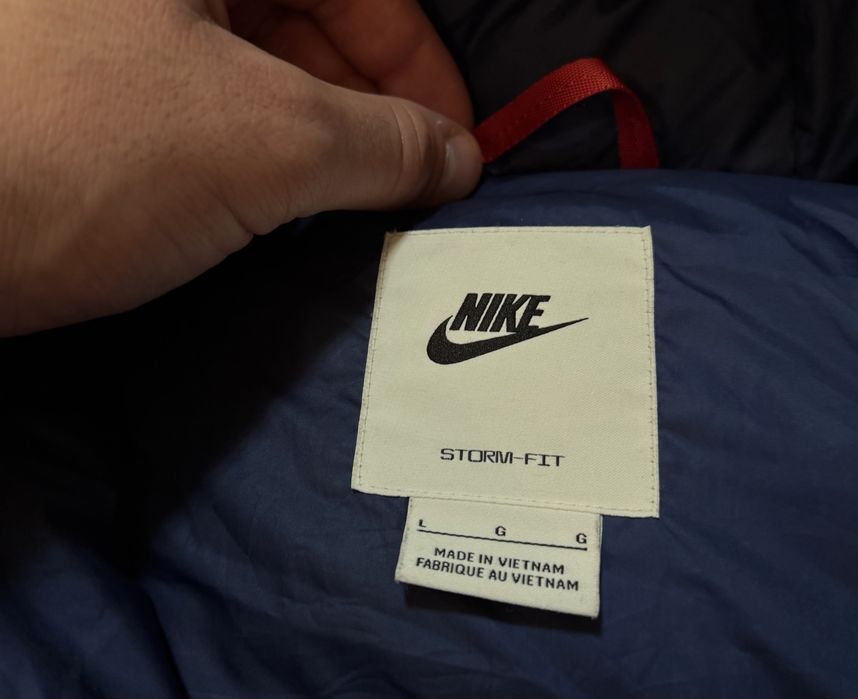 Пуховик от Nike