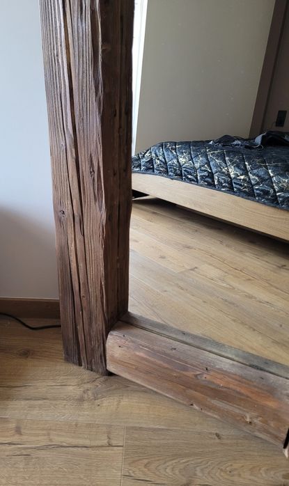 Lustro wolnostojące