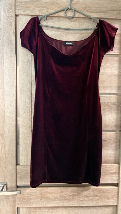 Продам сукні в ідеальному стані