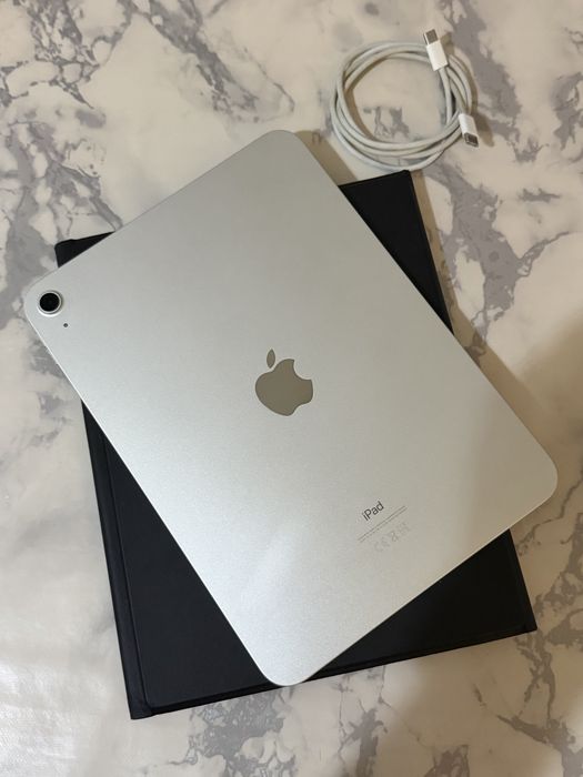Apple iPad Silver493519079327016962