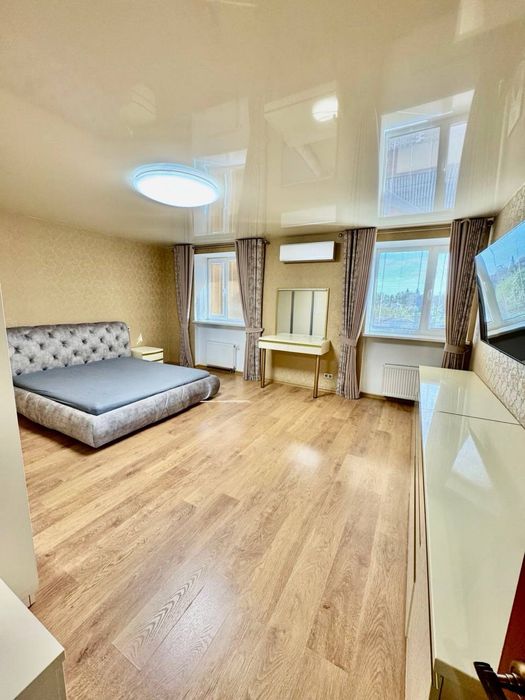 Оренда таунхауса в Нагірній частині міста