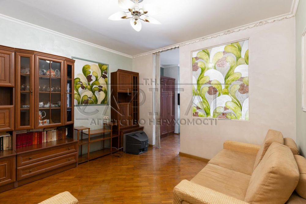 Продаж квартири, вул. Токарева, Солом'янка, Київ