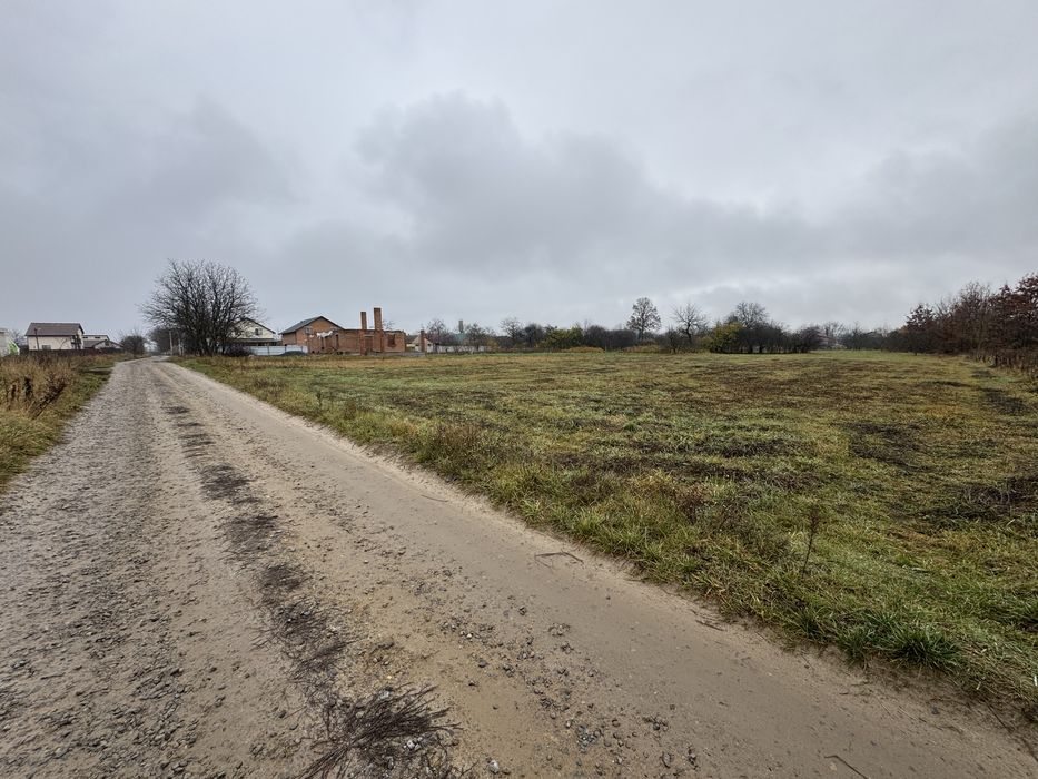 Продаж земельноі ділянки с.Лука Мелешківська