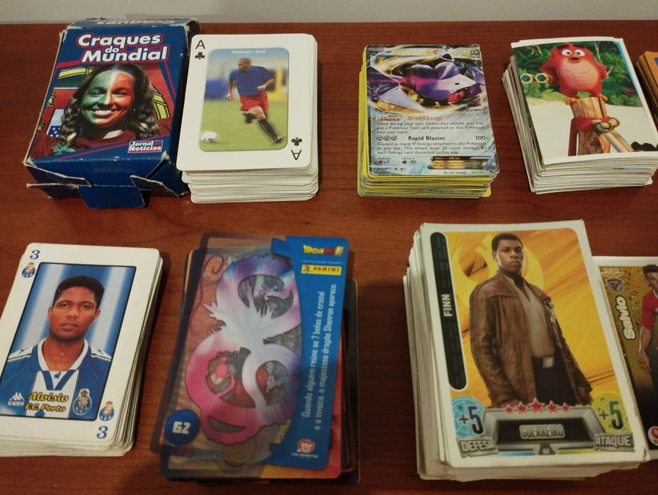 Lotes de vários cromos e cartas, desde 1€ o lote