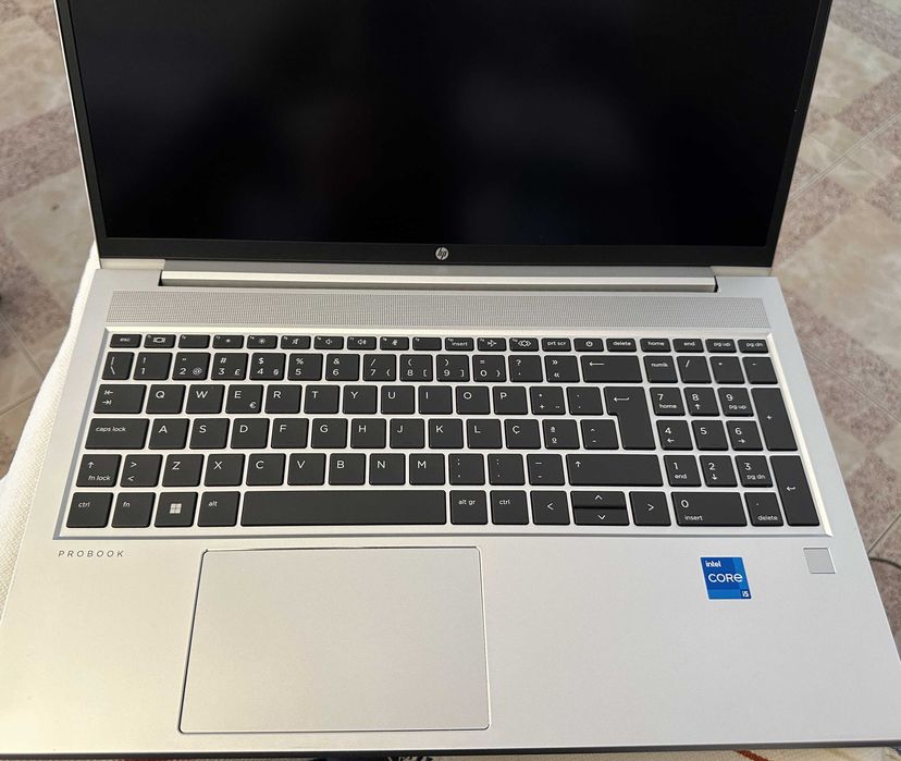 HP probook 450 G10 - como novo