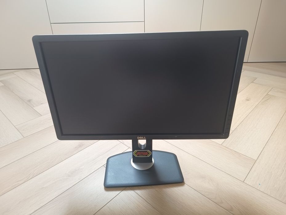 Dell UltraSharp 23" IPS Full HD | Regulacja Pivot | Monitor do pracy i nauki