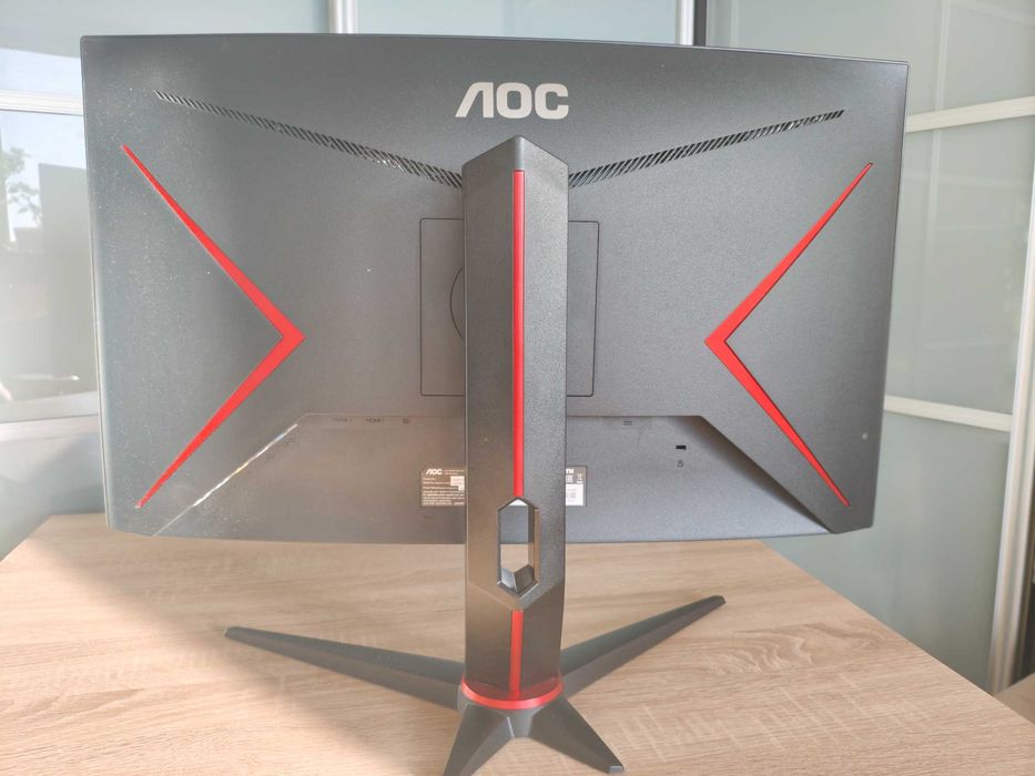 Monitor AOC CQ27G2U, 27' cali, 144hz, rozdzielczość 2560 x 1440 (WQHD)