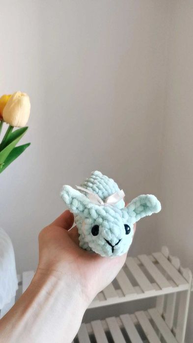 Króliczek na szydełku handmade, dekoracja