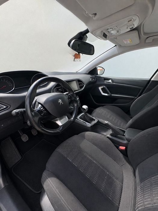 Peugeot 308 1.6 BlueHDi Active foto 5
