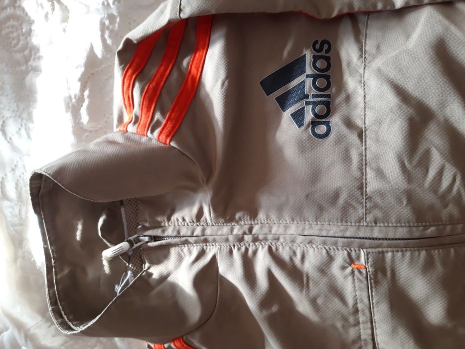 Kurtka adidas