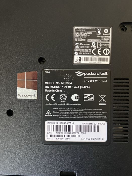 Portátil Packard Bell445447153522452483