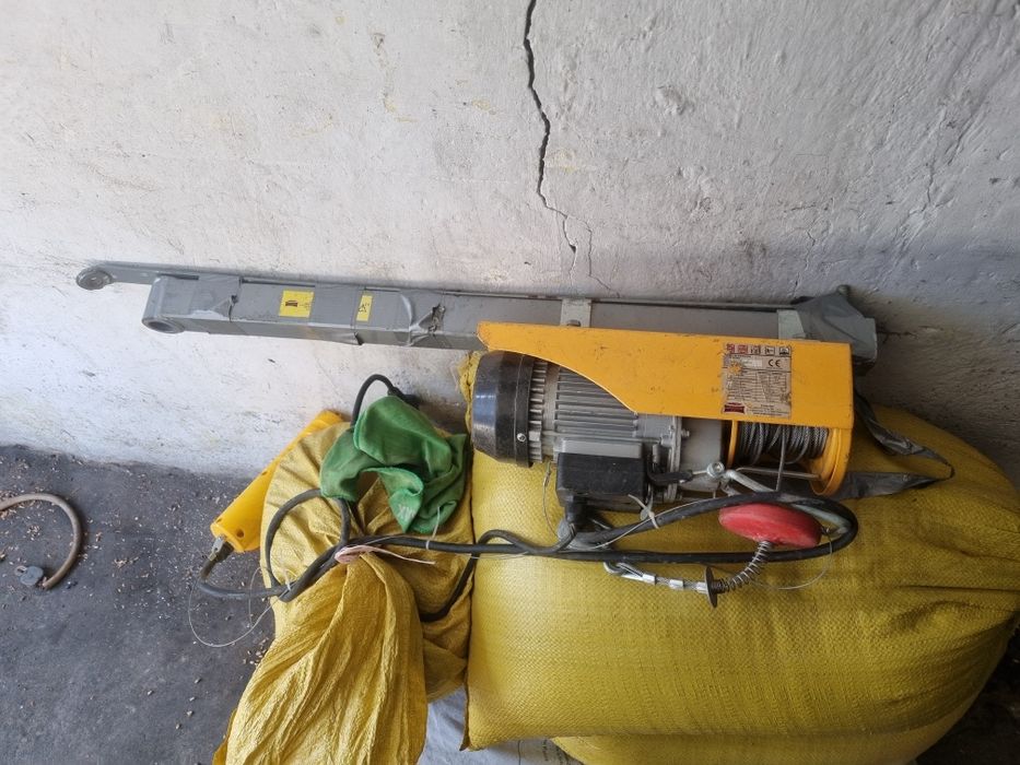 Wyciągarka elektryczne na budowę  hale