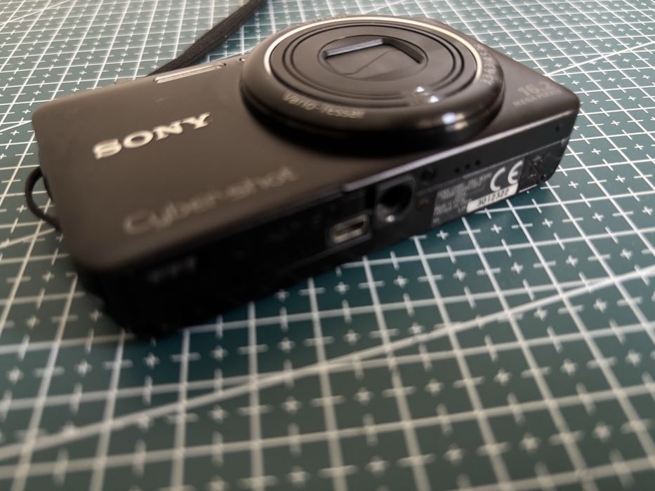 Sony CyberShot WX80 Black Zeiss