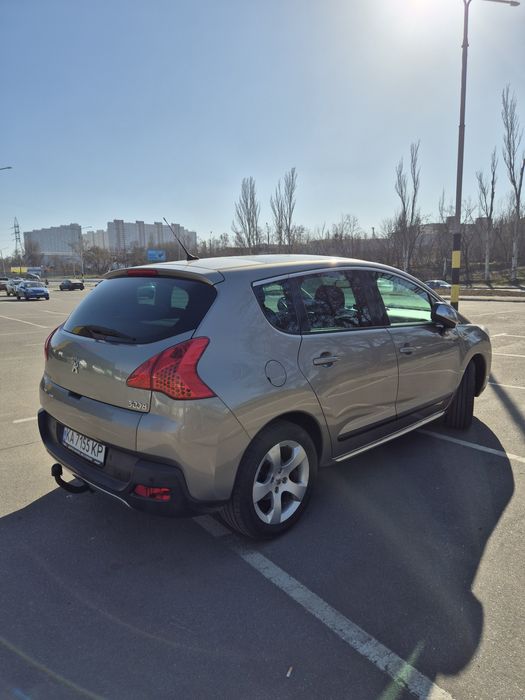 Продаю Peugeot 3008 2.0HDi, 2012  АКПП Aisin