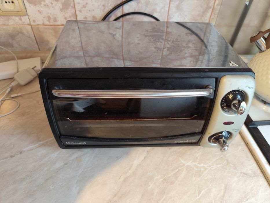 Міні-пічка Delonghi XR450