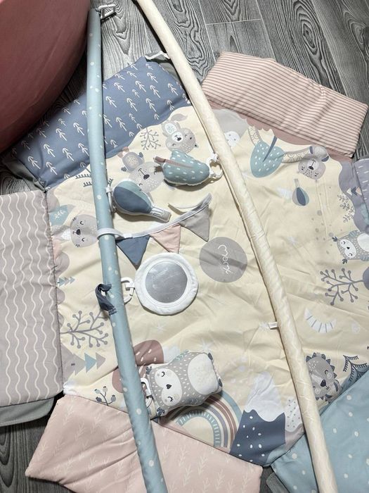 Дитячий розвиваючий килимок MoMi Pastel