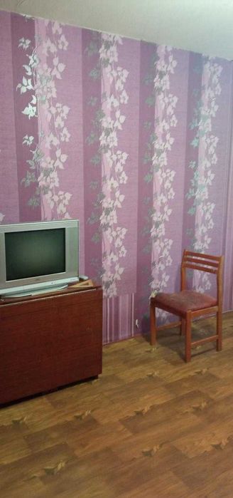 Продам 1- комнатную квартиру на Баварии