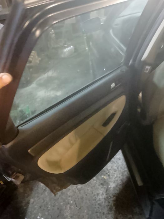 Продам Ауді  A4 B5 2001 Рест