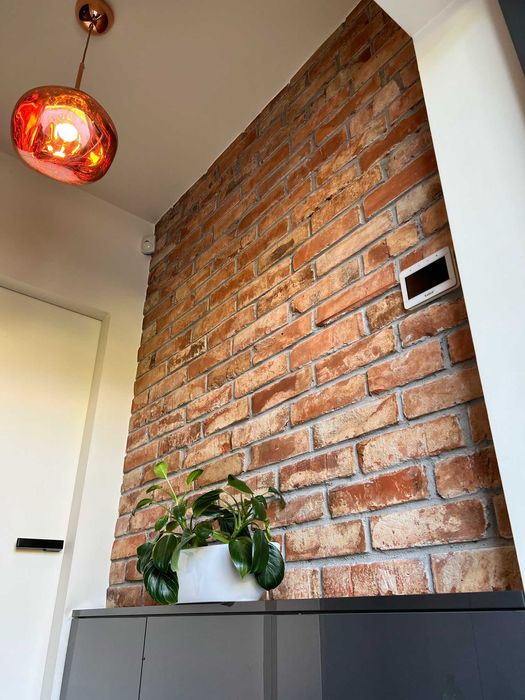 Płytki ceglane ze starej cegły,płytki z cegły,ceglana ściana,stary mur