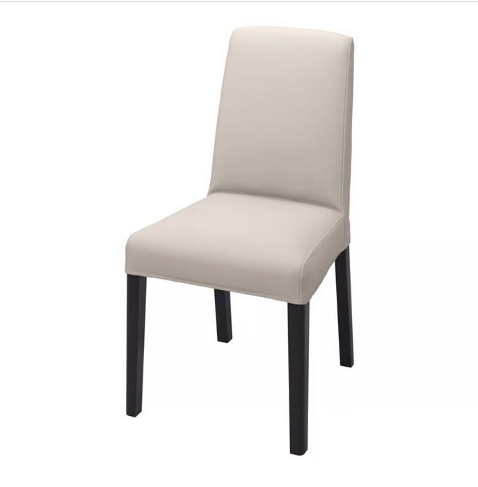 Mesa de Jantar Extensível Bjursta + 4 cadeiras + 4 capas