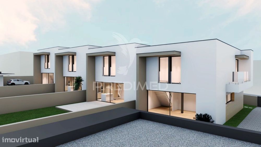 Moradia T3 Moderna em Arões S. Romão