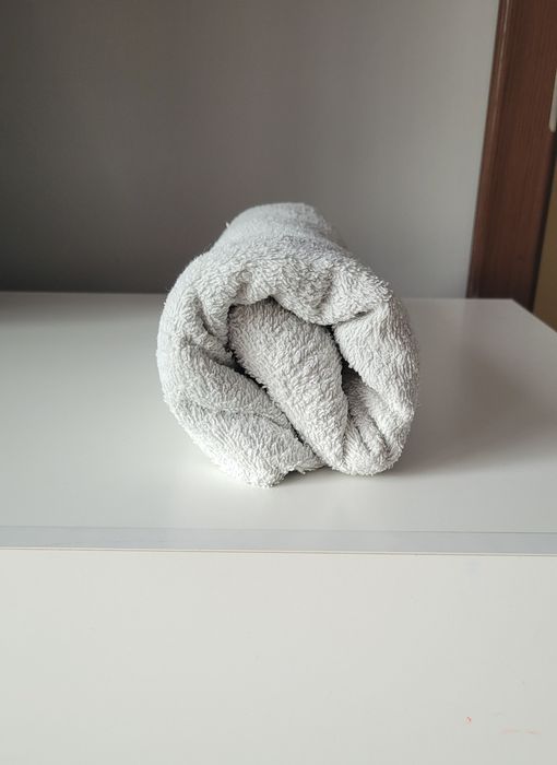 Duży ręcznik 136 cm x 68 cm 100 % bawełna